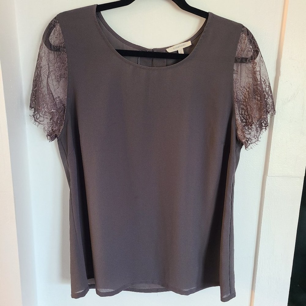 Lace Sleeve Short Sleeve Tee in Warm Gray
